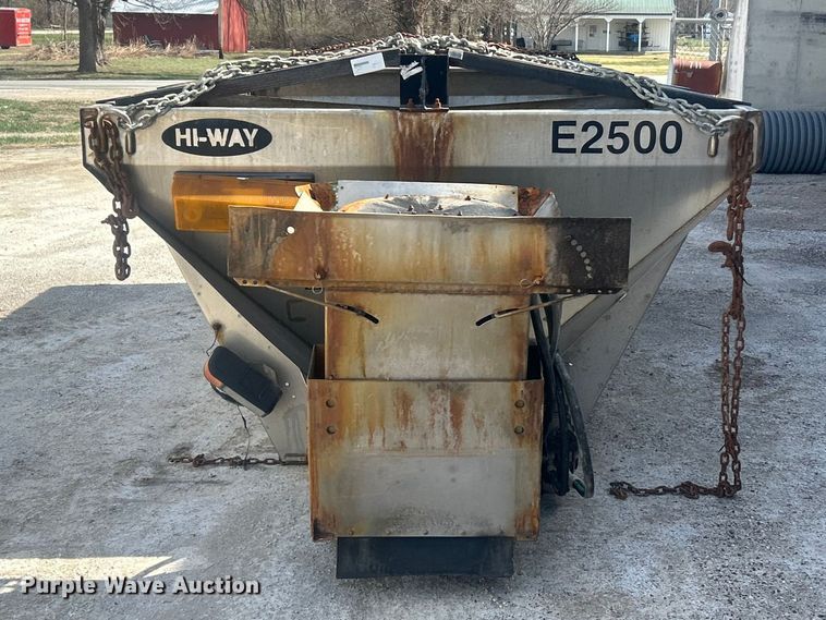 image for item FC5221 Hi-Way E2500 spreader