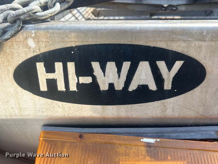 image for item FC5221 Hi-Way E2500 spreader