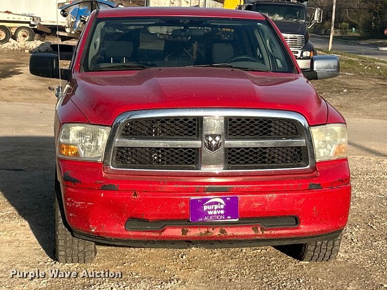 image for item FC5252 2010 Dodge Ram 1500 Ext. Cab pickup truck