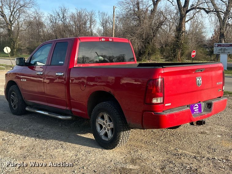 image for item FC5252 2010 Dodge Ram 1500 Ext. Cab pickup truck