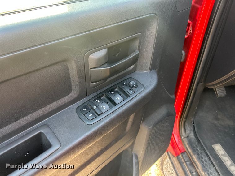 image for item FC5252 2010 Dodge Ram 1500 Ext. Cab pickup truck