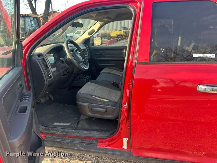 image for item FC5252 2010 Dodge Ram 1500 Ext. Cab pickup truck