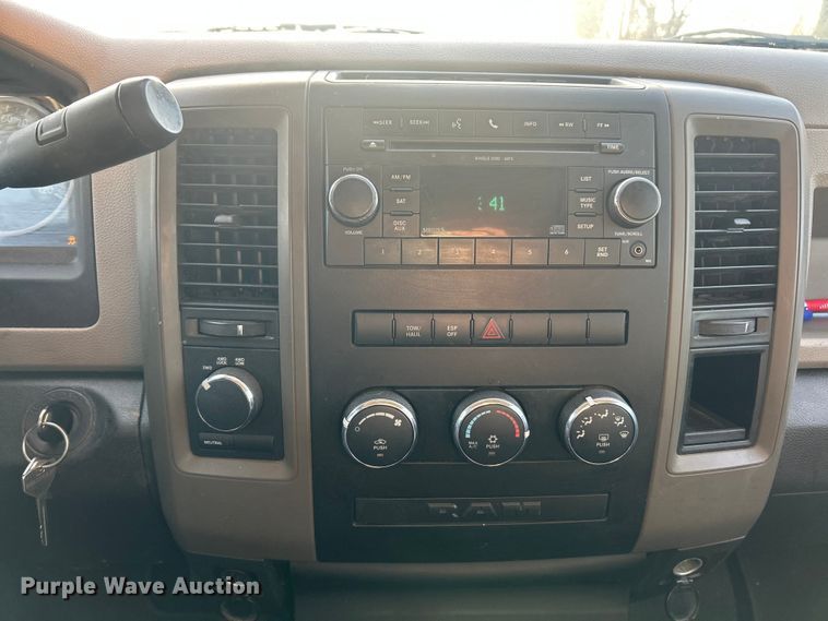 image for item FC5252 2010 Dodge Ram 1500 Ext. Cab pickup truck