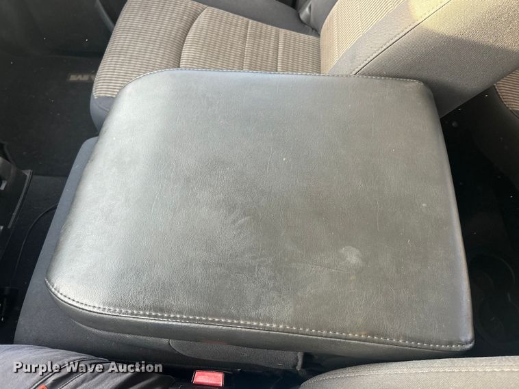 image for item FC5252 2010 Dodge Ram 1500 Ext. Cab pickup truck