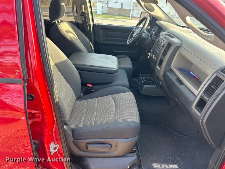 image for item FC5252 2010 Dodge Ram 1500 Ext. Cab pickup truck