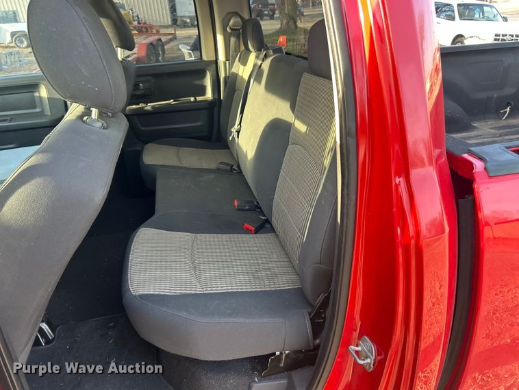 image for item FC5252 2010 Dodge Ram 1500 Ext. Cab pickup truck