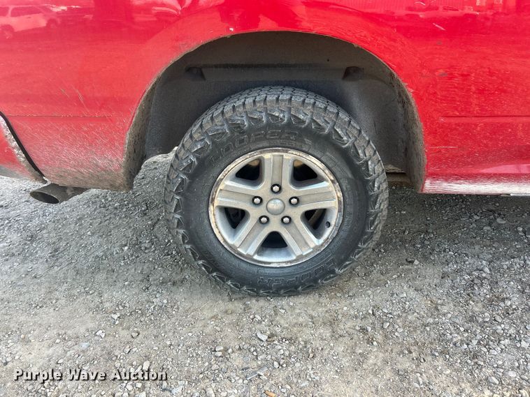 image for item FC5252 2010 Dodge Ram 1500 Ext. Cab pickup truck