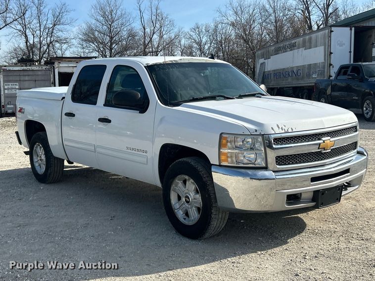 image for item FC5253 2013 Chevrolet Silverado 1500 LT Crew Cab pickup truck