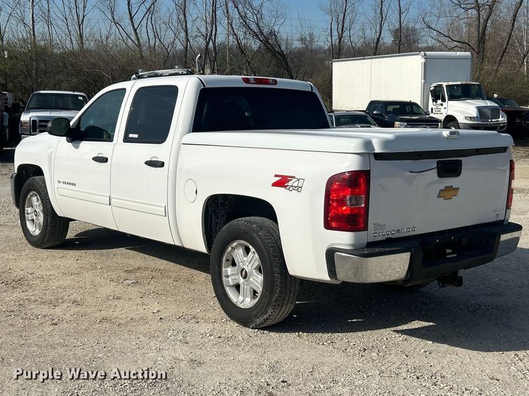 image for item FC5253 2013 Chevrolet Silverado 1500 LT Crew Cab pickup truck
