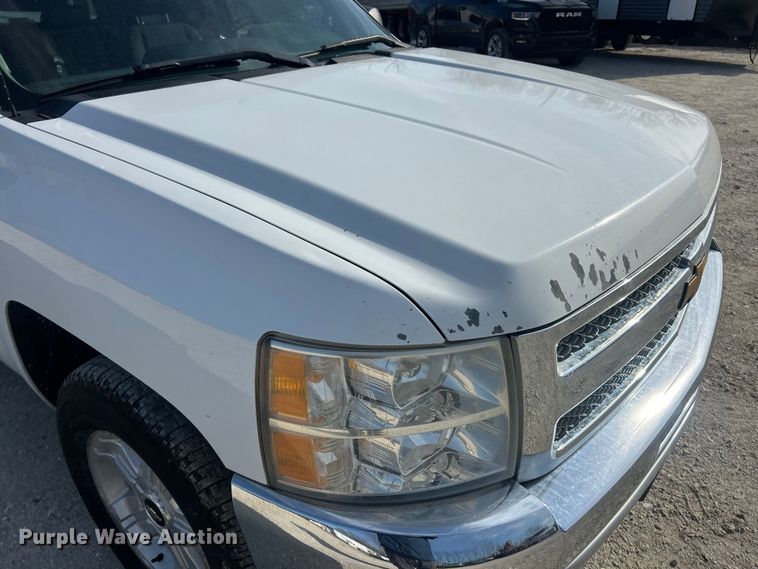 image for item FC5253 2013 Chevrolet Silverado 1500 LT Crew Cab pickup truck