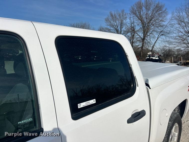 image for item FC5253 2013 Chevrolet Silverado 1500 LT Crew Cab pickup truck