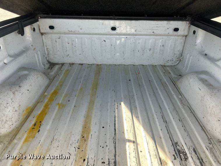 image for item FC5253 2013 Chevrolet Silverado 1500 LT Crew Cab pickup truck