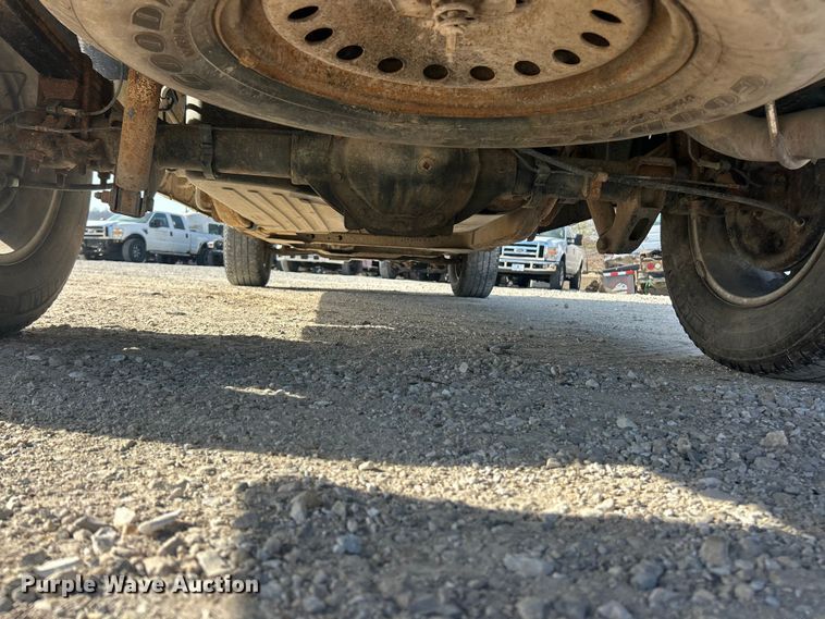 image for item FC5253 2013 Chevrolet Silverado 1500 LT Crew Cab pickup truck