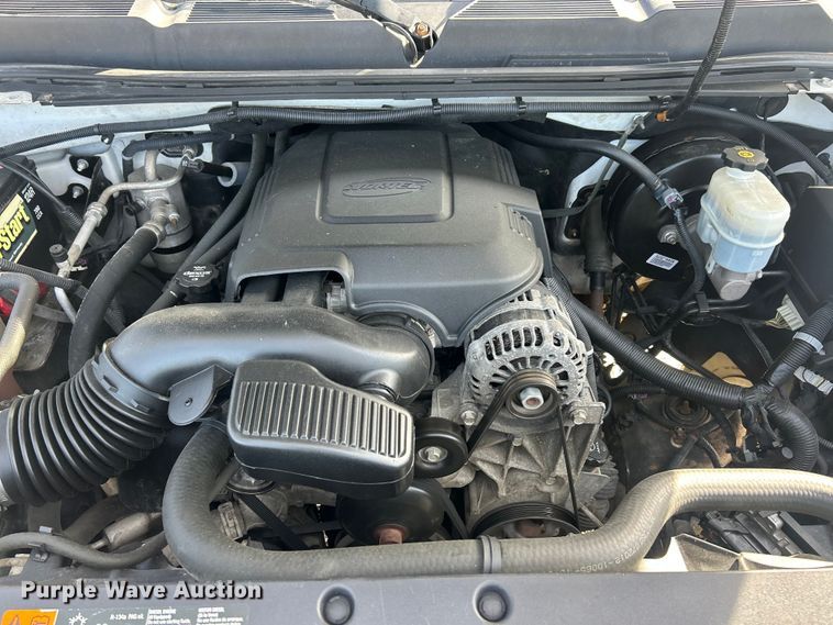 image for item FC5253 2013 Chevrolet Silverado 1500 LT Crew Cab pickup truck