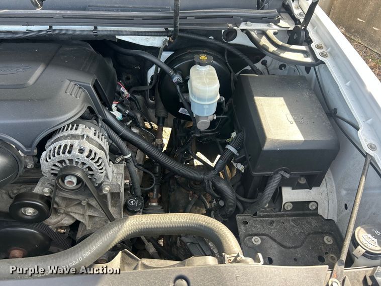 image for item FC5253 2013 Chevrolet Silverado 1500 LT Crew Cab pickup truck