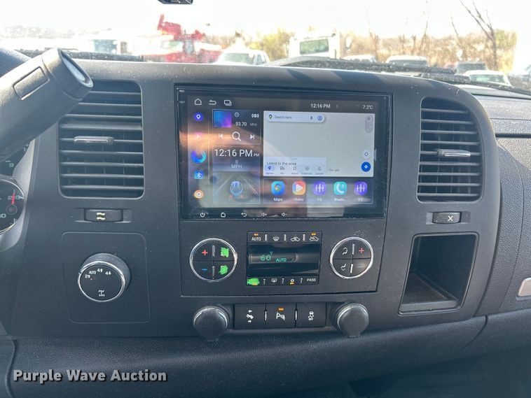 image for item FC5254 2011 Chevrolet Silverado 1500 LT Ext. Cab pickup truck