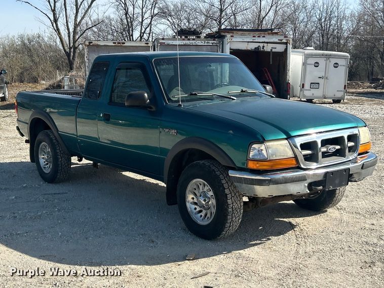 image for item FC5255 1998 Ford Ranger XLT Ext. Cab pickup truck