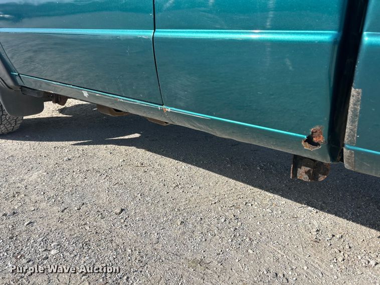 image for item FC5255 1998 Ford Ranger XLT Ext. Cab pickup truck