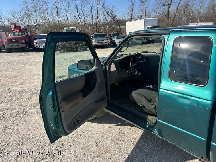 image for item FC5255 1998 Ford Ranger XLT Ext. Cab pickup truck