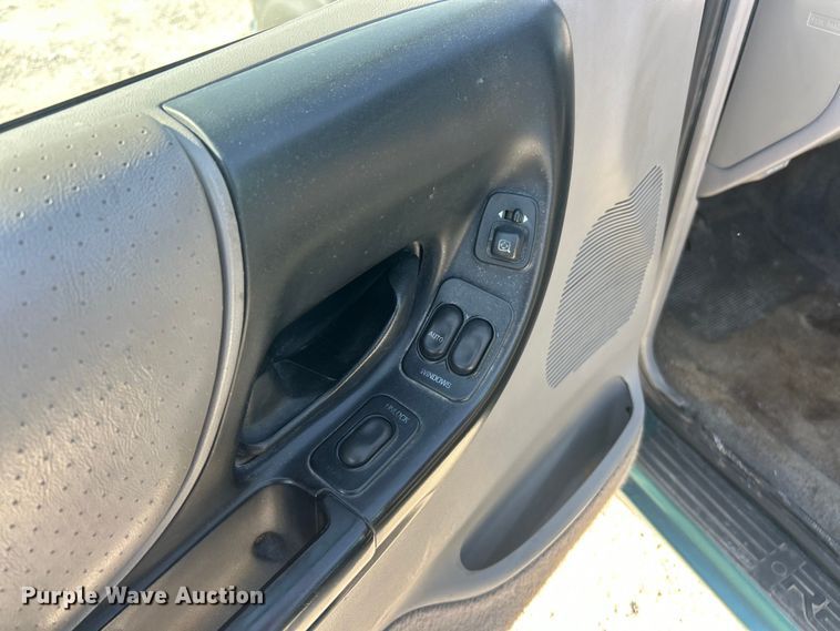 image for item FC5255 1998 Ford Ranger XLT Ext. Cab pickup truck