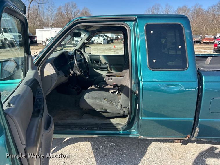 image for item FC5255 1998 Ford Ranger XLT Ext. Cab pickup truck