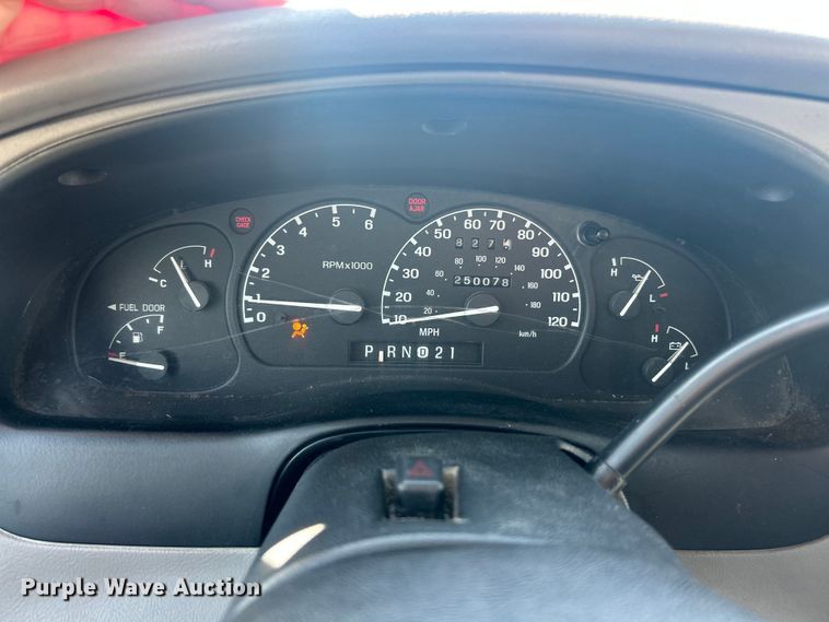 image for item FC5255 1998 Ford Ranger XLT Ext. Cab pickup truck