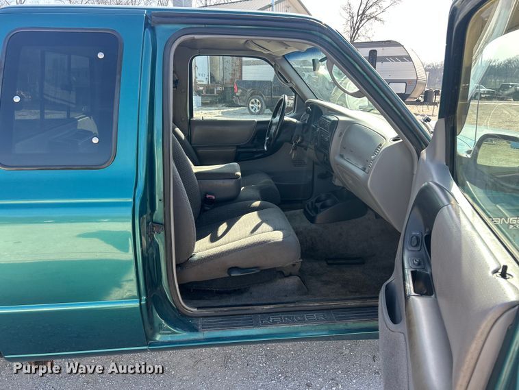 image for item FC5255 1998 Ford Ranger XLT Ext. Cab pickup truck