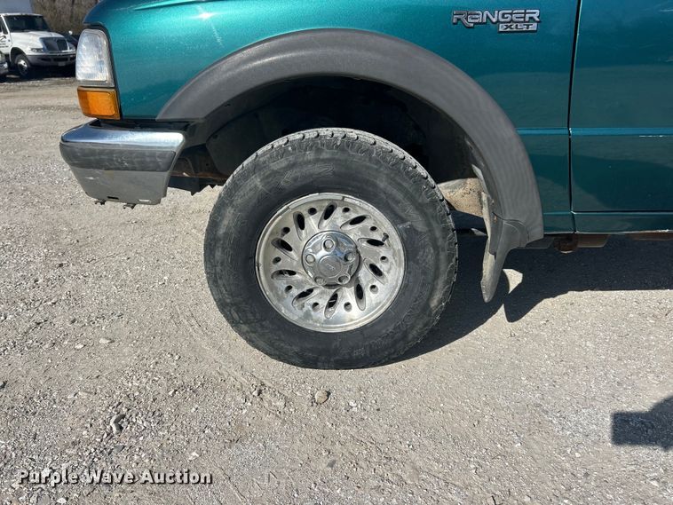 image for item FC5255 1998 Ford Ranger XLT Ext. Cab pickup truck