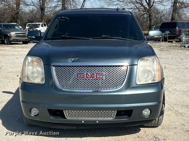 image for item FC5256 2008 GMC Yukon Denali XL SUV