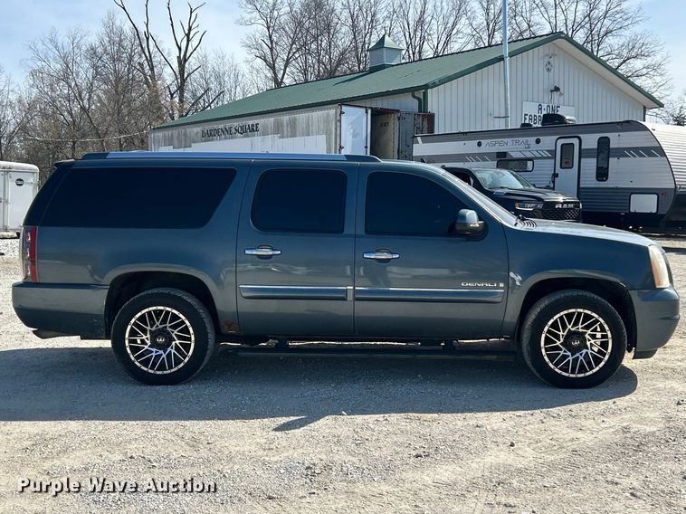 image for item FC5256 2008 GMC Yukon Denali XL SUV