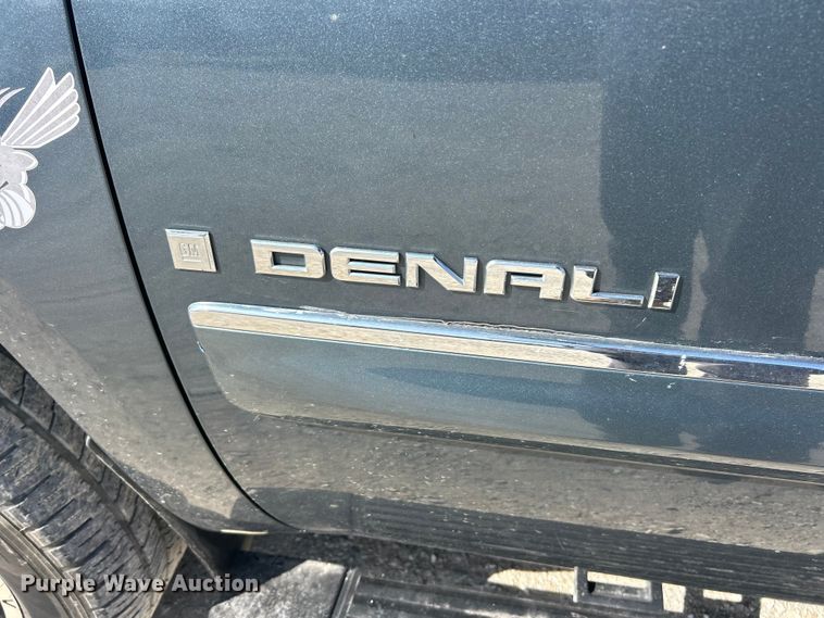 image for item FC5256 2008 GMC Yukon Denali XL SUV