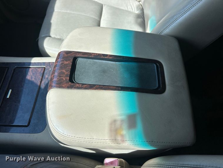 image for item FC5256 2008 GMC Yukon Denali XL SUV