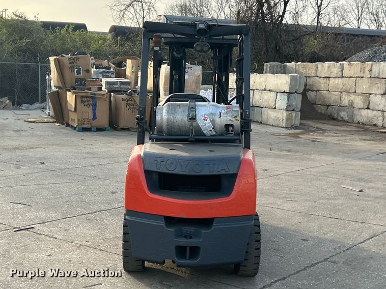 image for item FC5282 Toyota 8FGU30 forklift