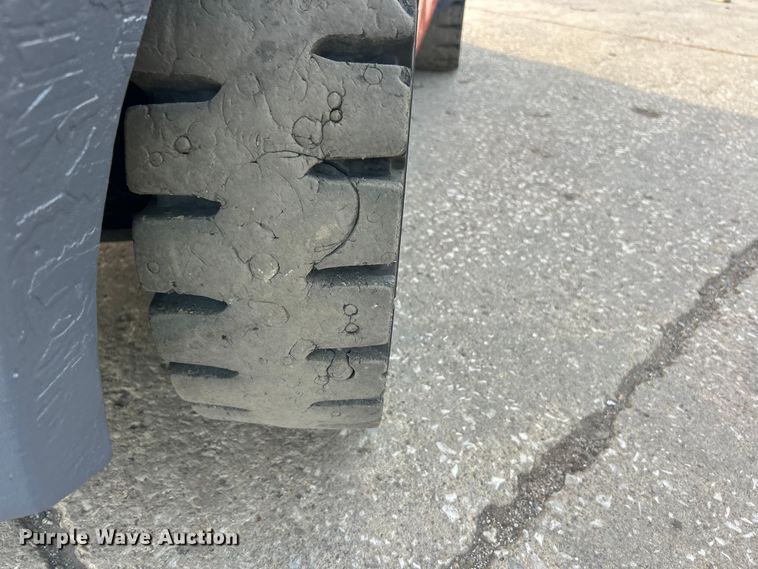 image for item FC5282 Toyota 8FGU30 forklift