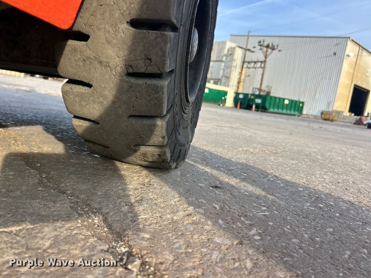 image for item FC5282 Toyota 8FGU30 forklift