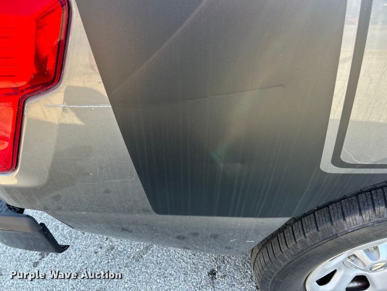 image for item FC5283 2017 Nissan Titan pickup truck