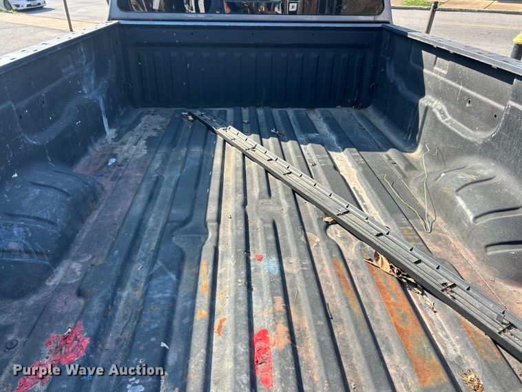 image for item FC5283 2017 Nissan Titan pickup truck