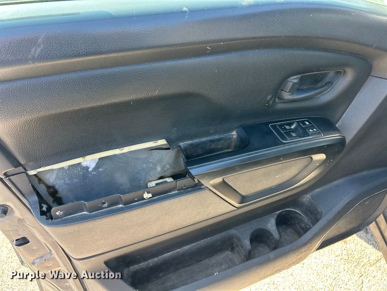 image for item FC5283 2017 Nissan Titan pickup truck