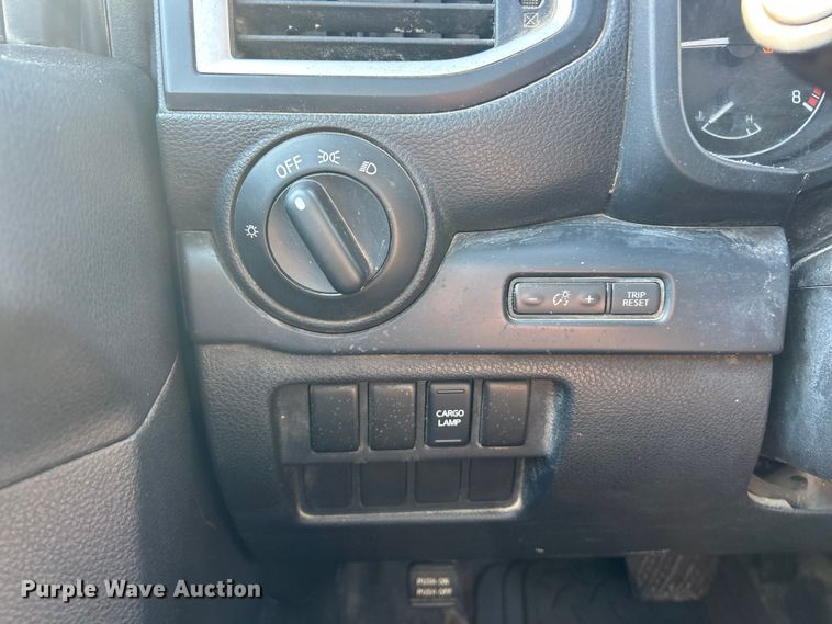 image for item FC5283 2017 Nissan Titan pickup truck