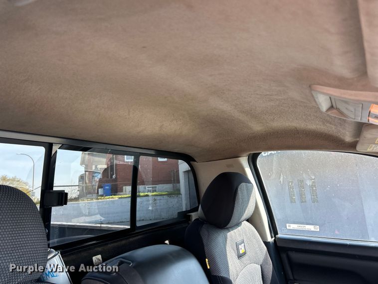 image for item FC5283 2017 Nissan Titan pickup truck