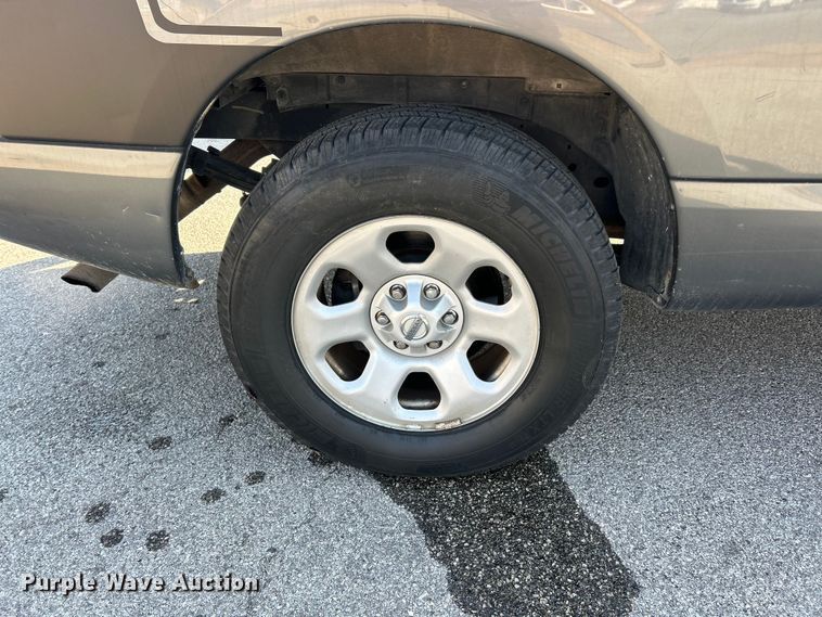 image for item FC5283 2017 Nissan Titan pickup truck