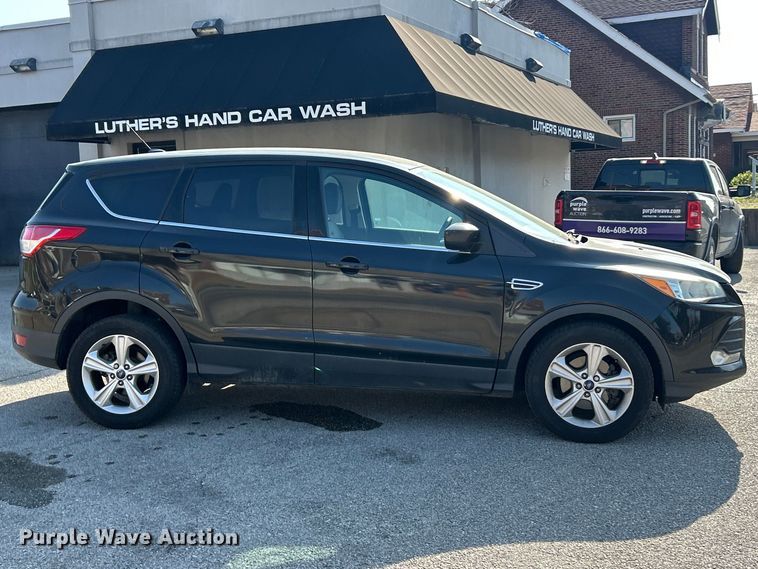 image for item FC5284 2014 Ford Escape SE SUV