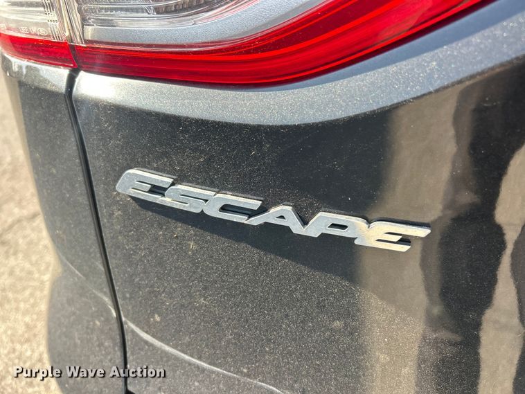 image for item FC5284 2014 Ford Escape SE SUV