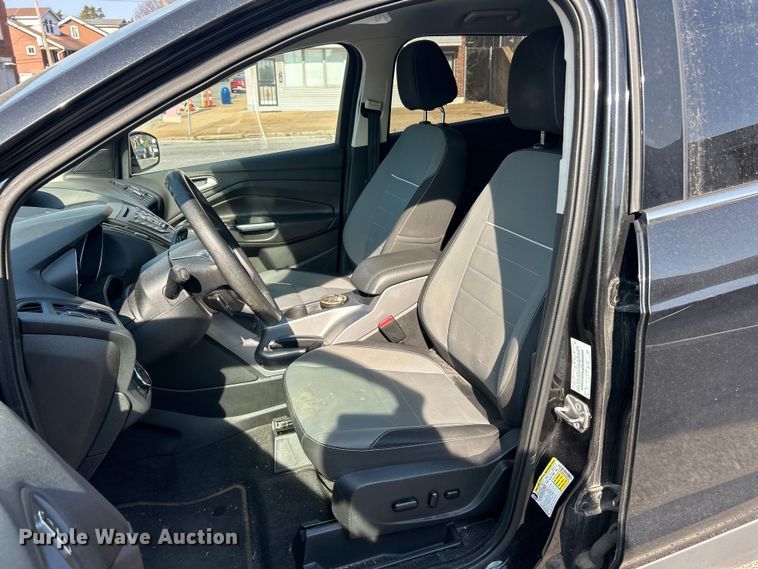 image for item FC5284 2014 Ford Escape SE SUV