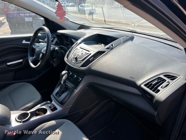 image for item FC5284 2014 Ford Escape SE SUV