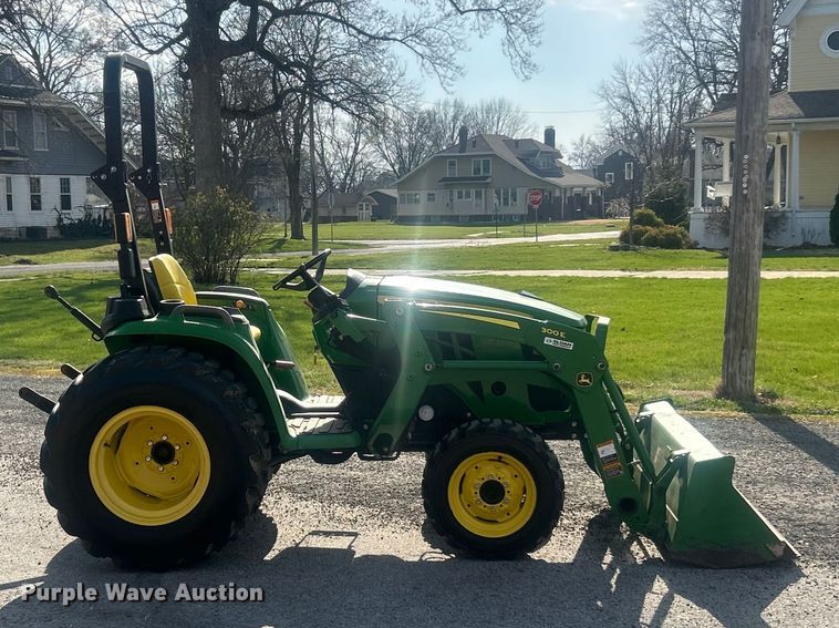 image for item FC5288 2018 John Deere 3038E MFWD tractor