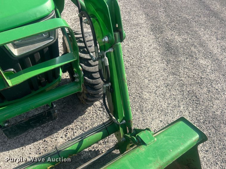 image for item FC5288 2018 John Deere 3038E MFWD tractor