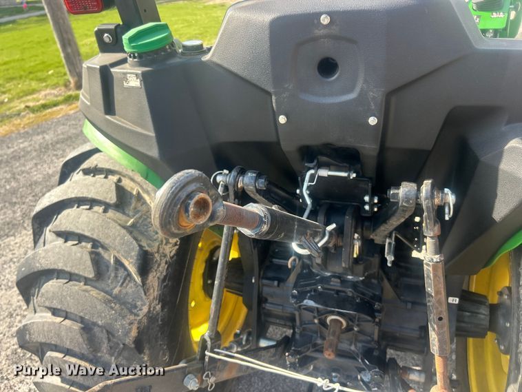 image for item FC5288 2018 John Deere 3038E MFWD tractor