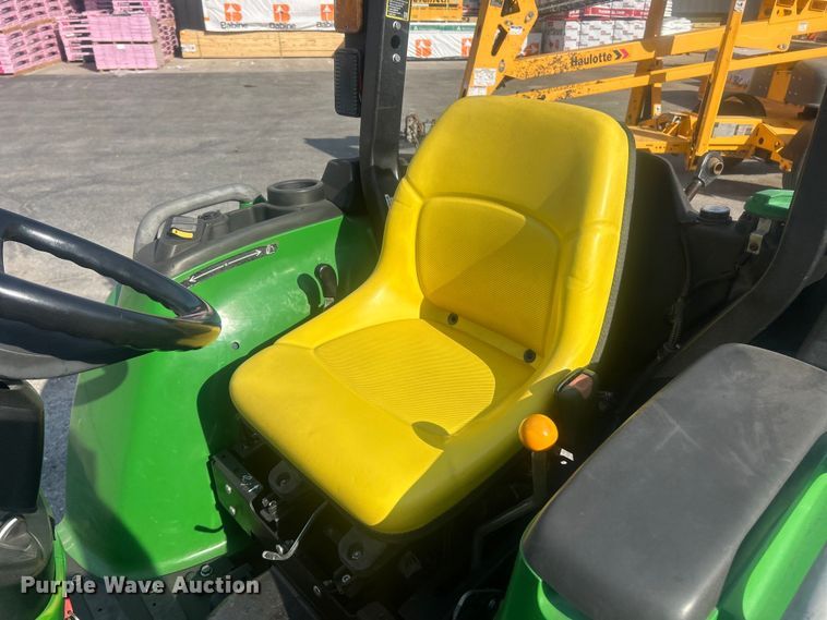 image for item FC5288 2018 John Deere 3038E MFWD tractor
