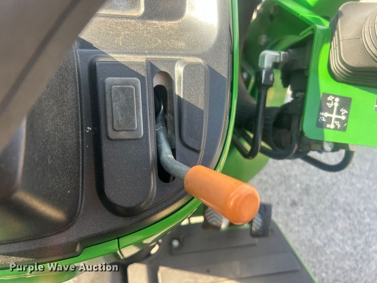 image for item FC5288 2018 John Deere 3038E MFWD tractor